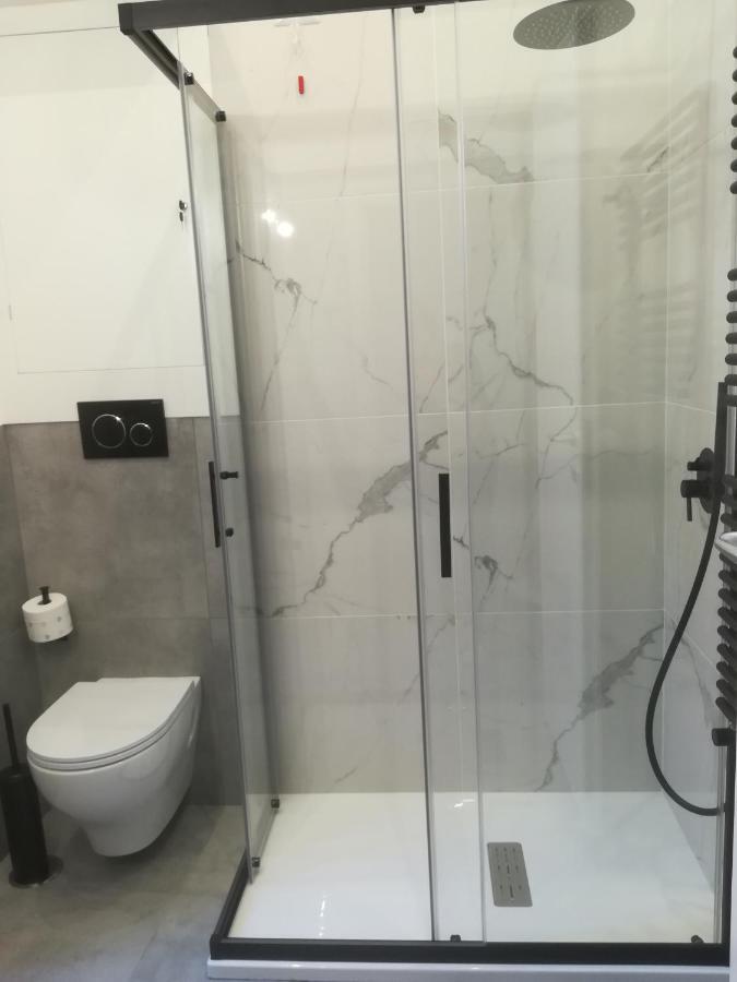 B-Montedidio Hotel Naples Luaran gambar