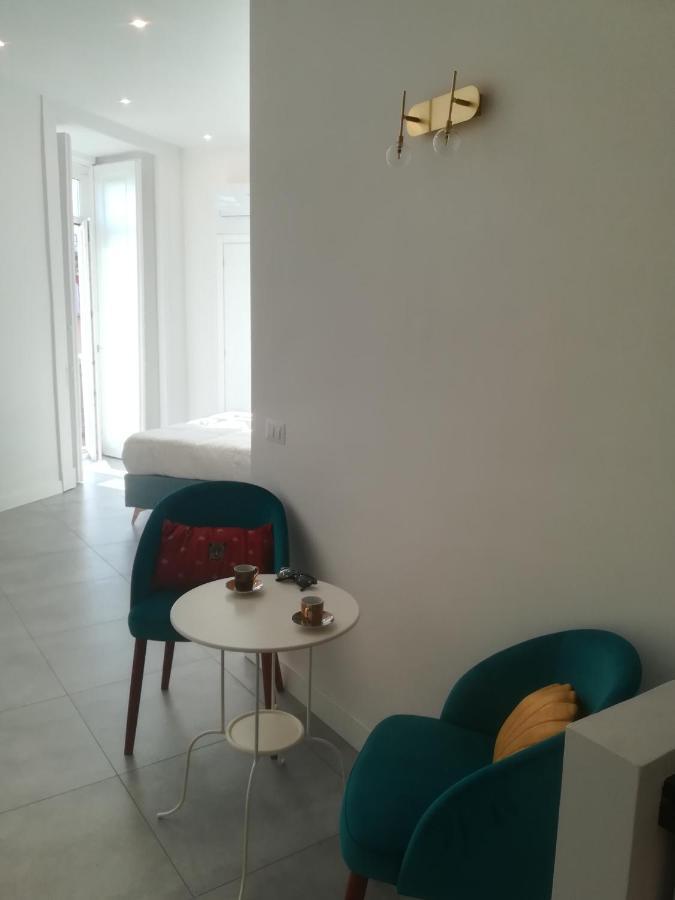 B-Montedidio Hotel Naples Luaran gambar
