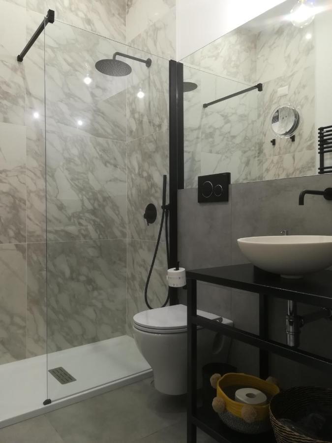 B-Montedidio Hotel Naples Luaran gambar