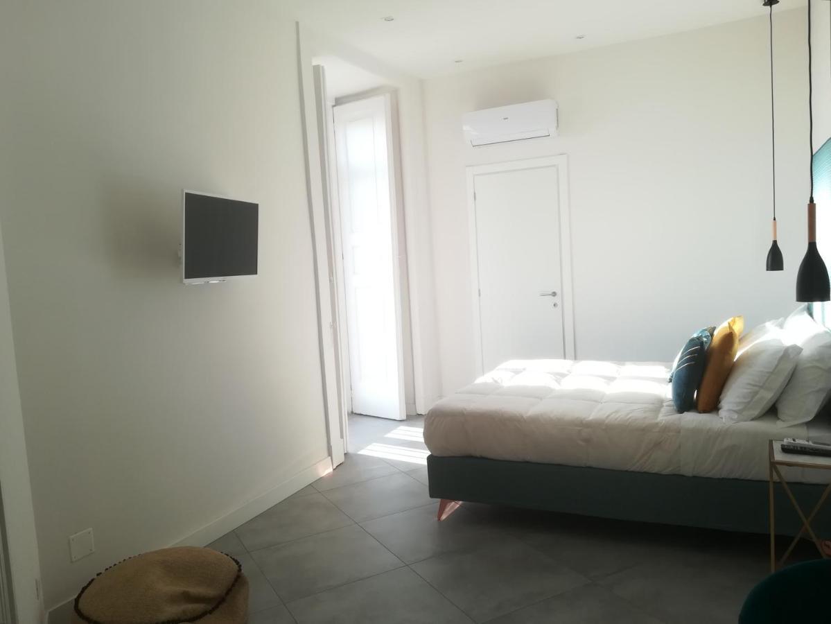 B-Montedidio Hotel Naples Luaran gambar